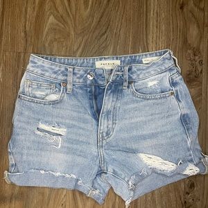 Retro Pacsun Mom Jean distressed shorts size 23
